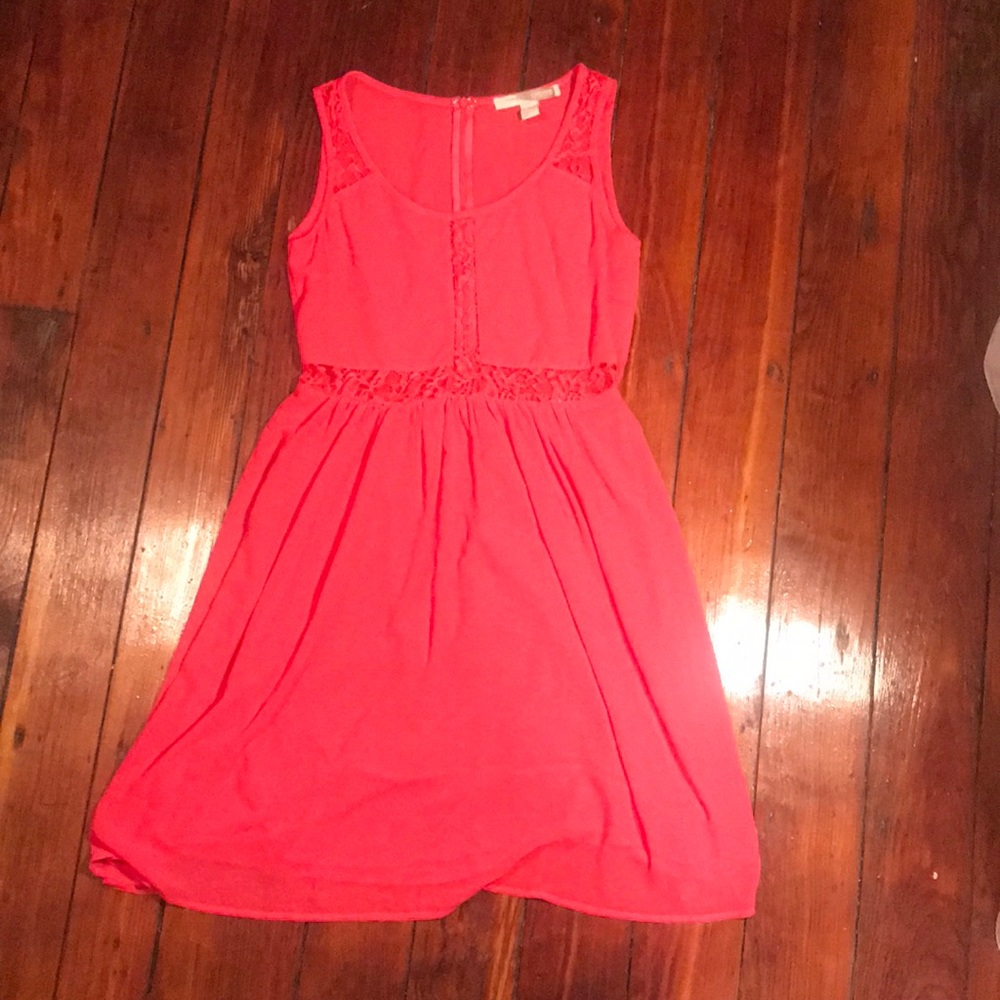 Forever 21 Bright Pink Dress with lace 💕✨💕